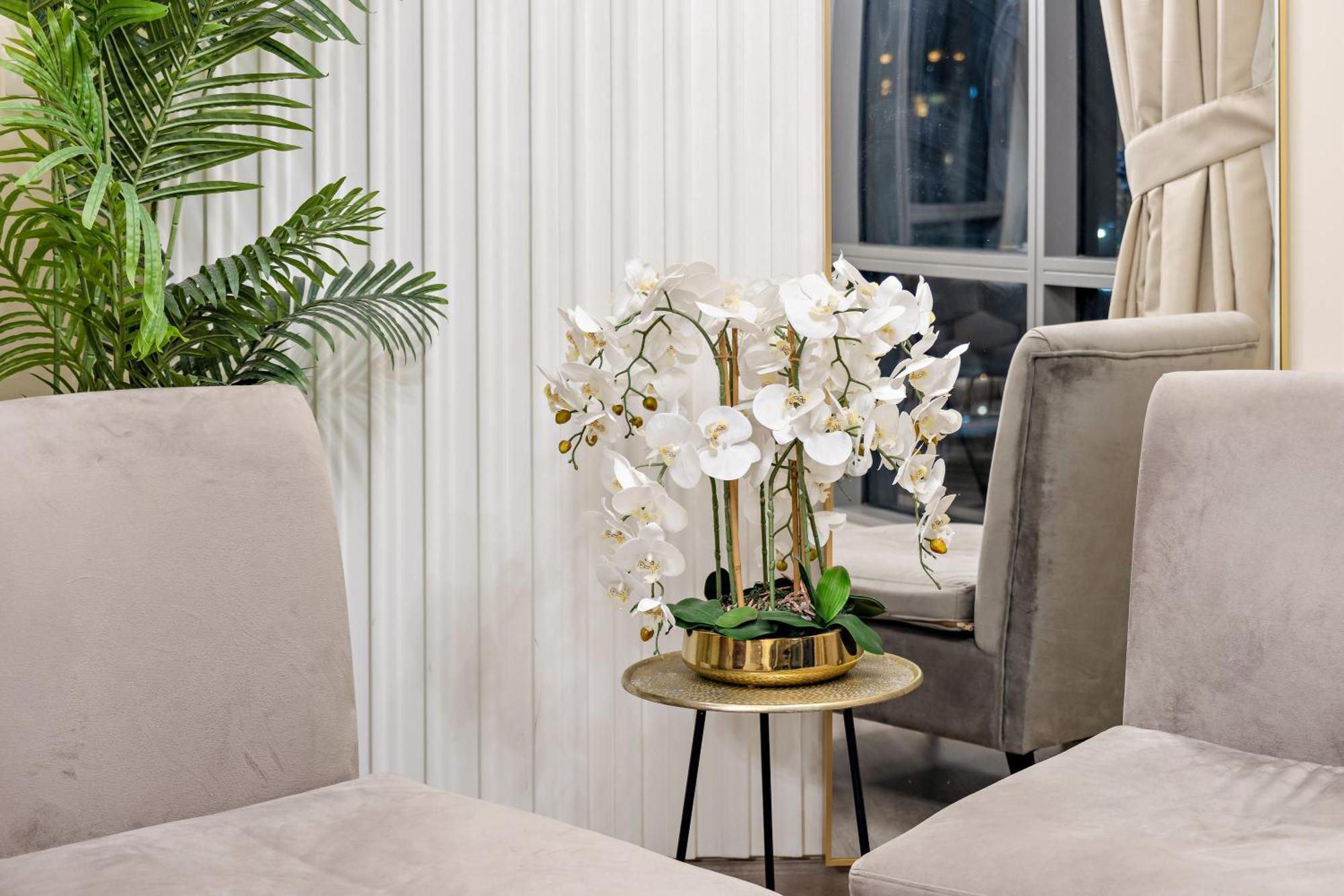 Apartment First Class 2br With Burj Khalifa & Downtown View *