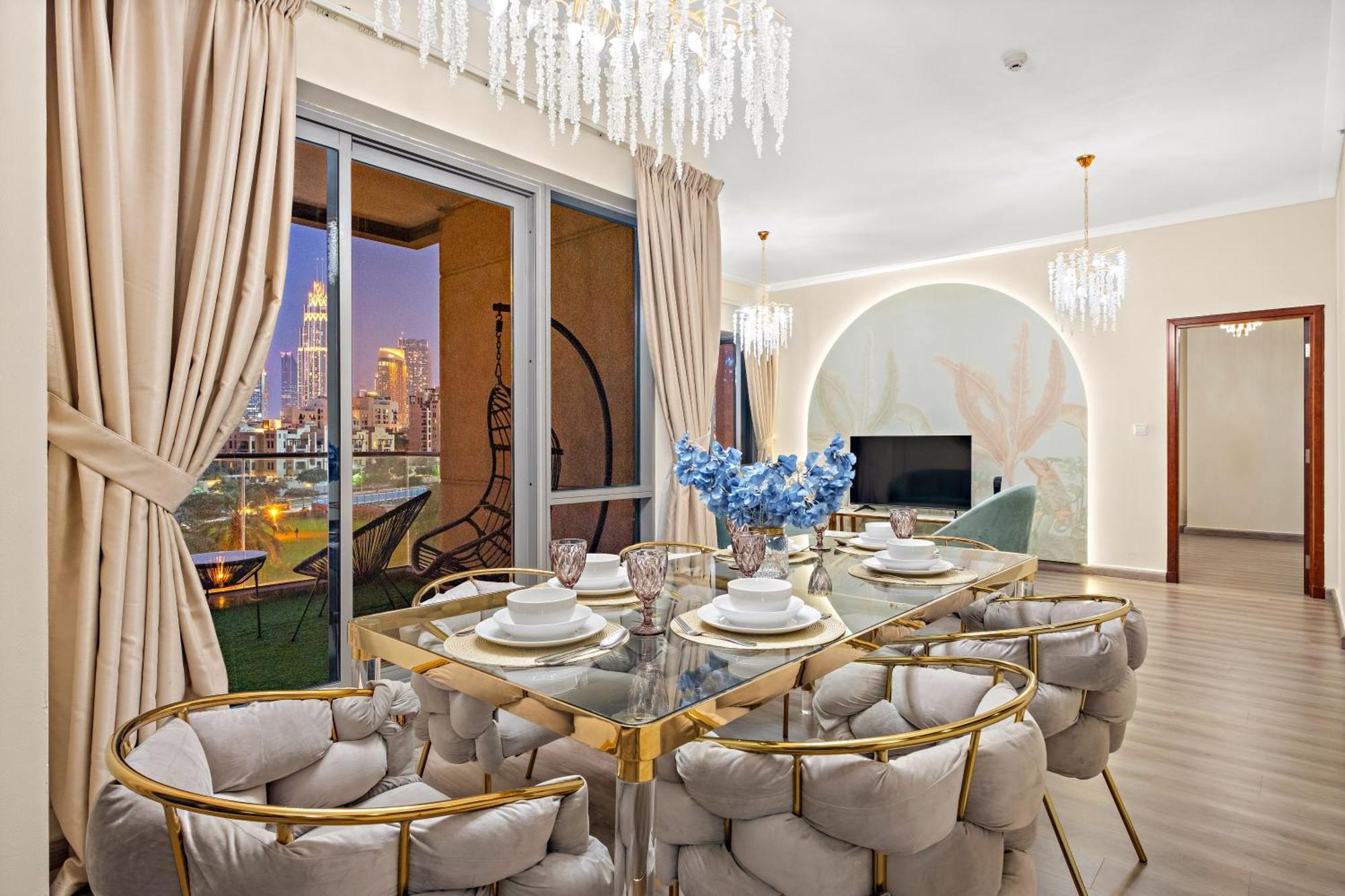 First Class 2br With Burj Khalifa & Downtown View Apartment *