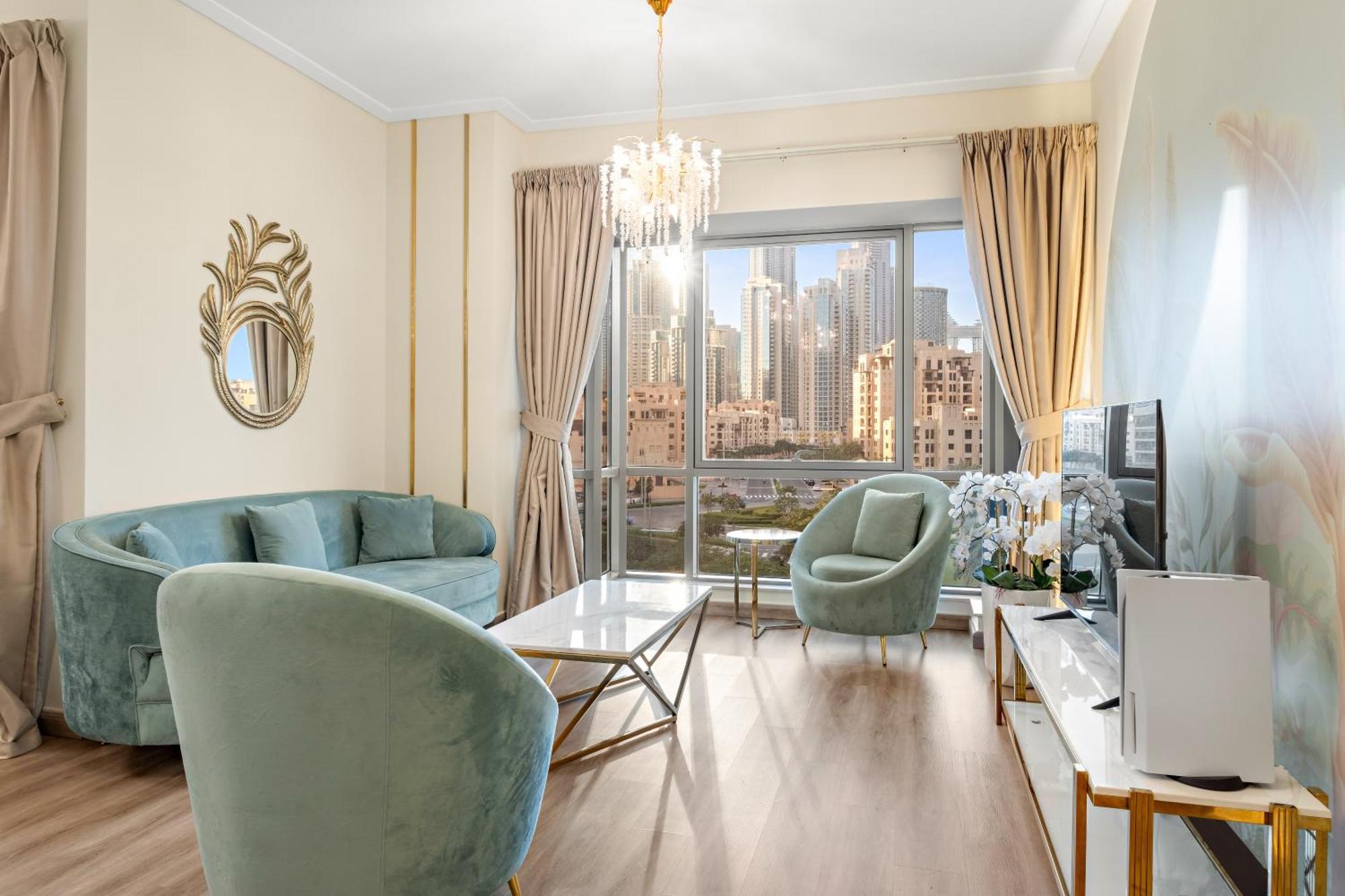 First Class 2br With Burj Khalifa & Downtown View
