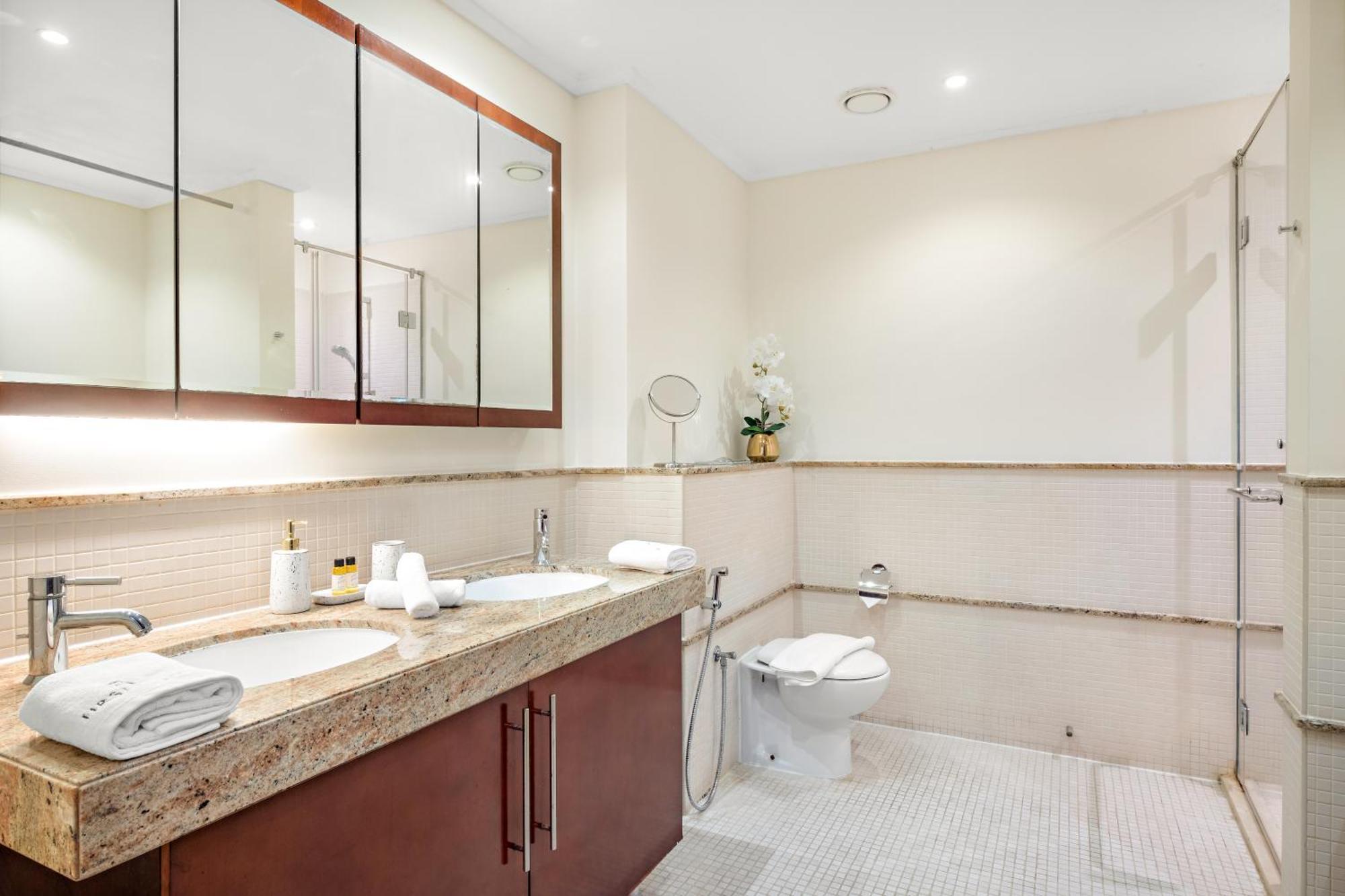 First Class 2br With Burj Khalifa & Downtown View Apartment