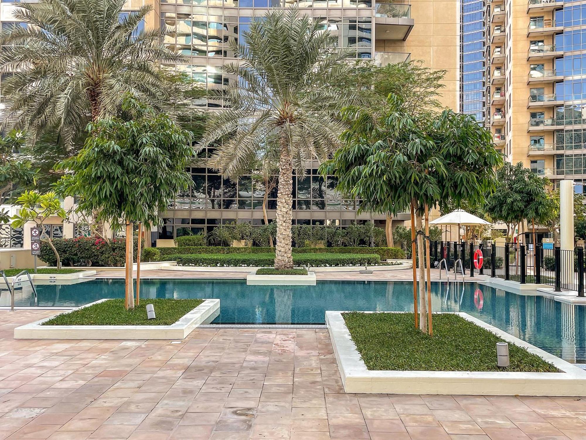First Class 2br With Burj Khalifa & Downtown View Apartment *